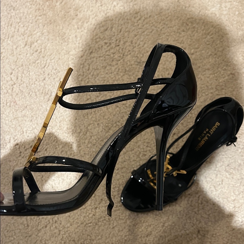 Saint Laurent Glossy Black Heels with Gold Detail - Picture 4 of 5
